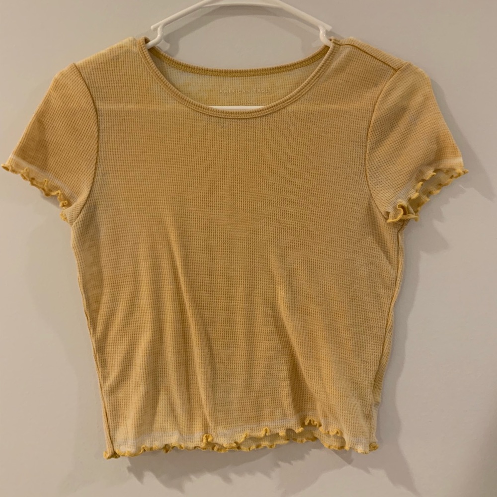 American Eagle yellow tee Size- Small